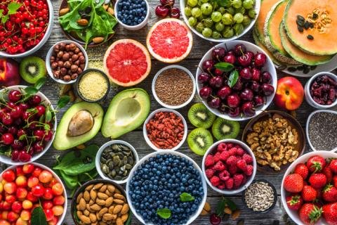 Presentación de diferentes superalimentos.